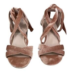KENNETH COLE REACTION Pink Velvet Strappy Metallic Silver Block Heel Sandal sz 7
